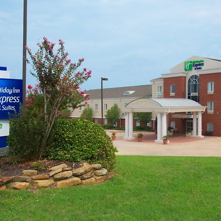 Holiday Inn Express Hotel & Suites Livingston Exterior photo